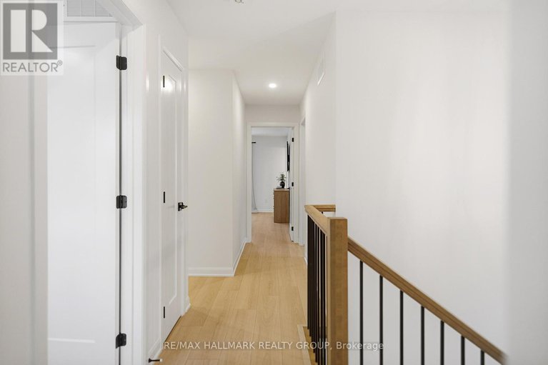 29389527/120-lynn-coulter-street/half-moon-bay/ottawa/ontario/K2J7C5_18