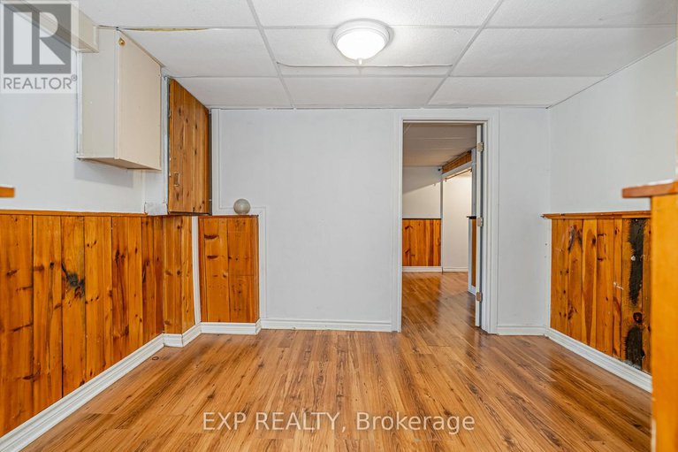 28985544/646-borthwick-avenue/castle-heightsrideau-high/ottawa/ontario/K1K2L9_22