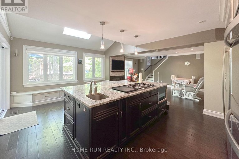 29592563/35-blue-heron-court/rockcliffe/ottawa/ontario/K1L8J7_12