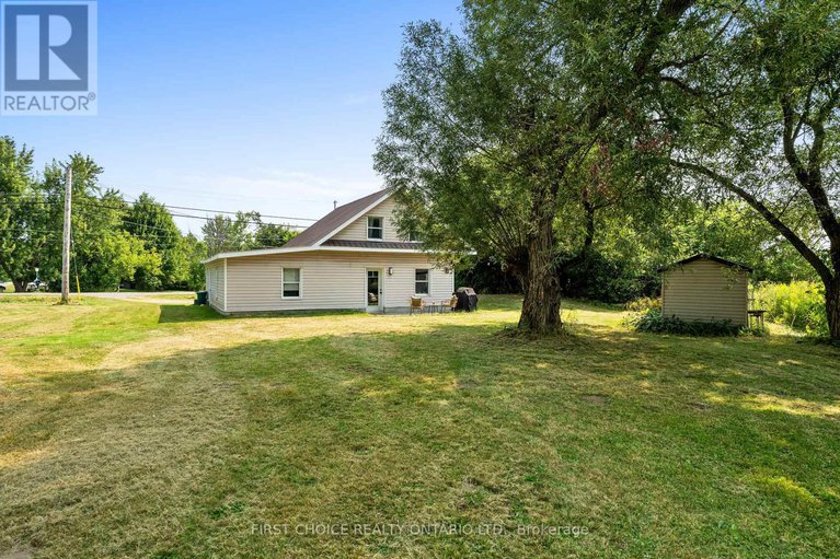 28995962/10-campbell-reid-court/rural-kanata-central/ottawa/ontario/K2K1X7_32
