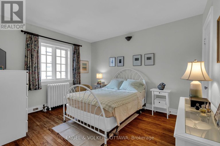 28296351/2-433-besserer-street/sandy-hill/ottawa/ontario/K1N6B9_15