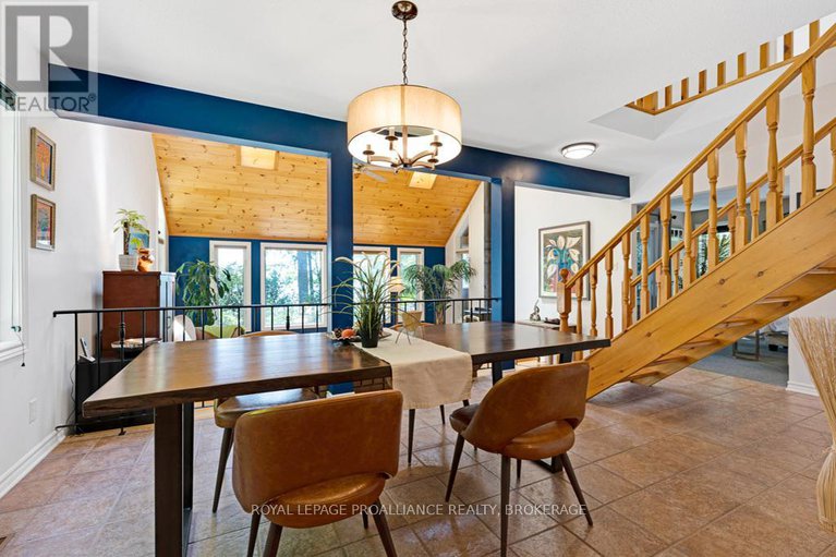 28457440/399-hardwood-ridge/lanark-highlands-dalhousie-twp/lanark-highlands/ontario/K0G1K0_17