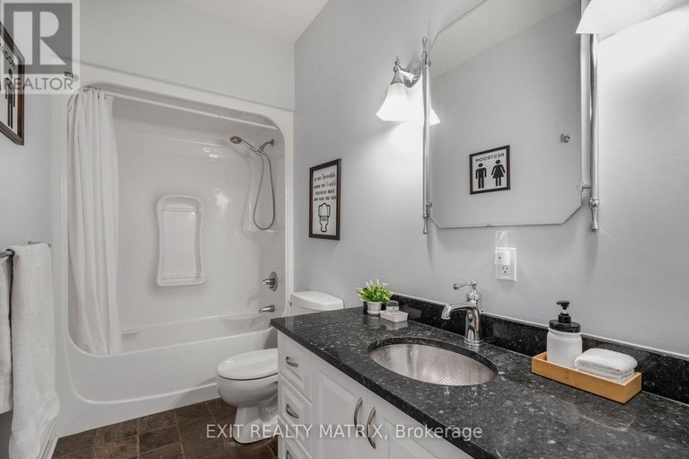 29255062/1736-groves-road/russell-twp/russell/ontario/K4R1E5_21