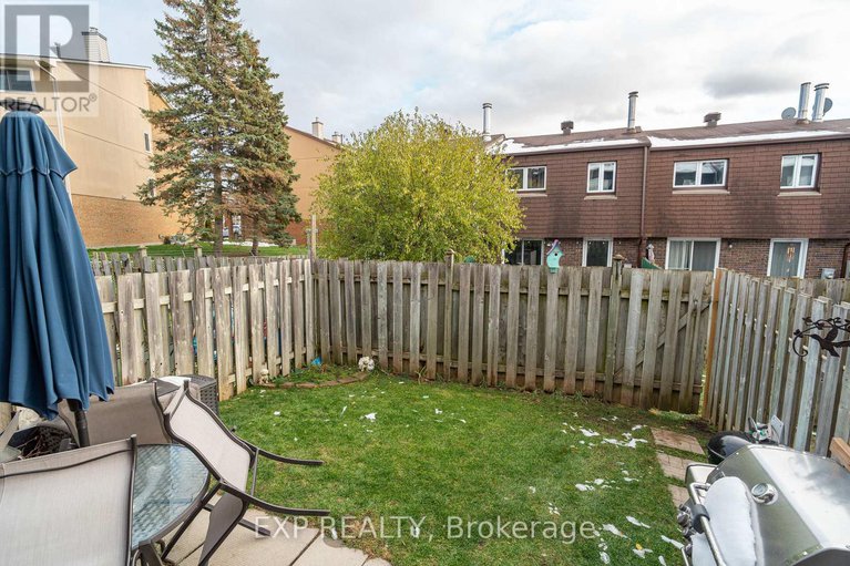 29106274/25-3333-mccarthy-road/hunt-clubwestern-community/ottawa/ontario/K1V9X5_37