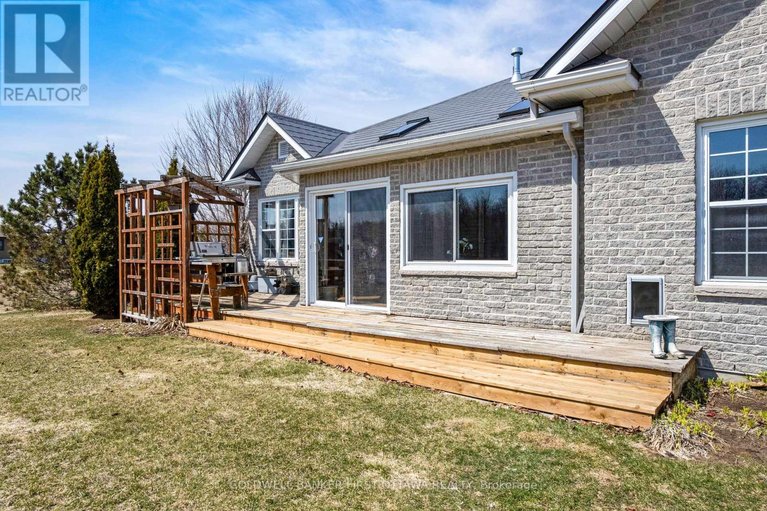 29602825/1111-west-shore-drive/drummond-n-elmsley-drummond-twp/drummondnorth-elmsley/ontario/K7H3C8_12