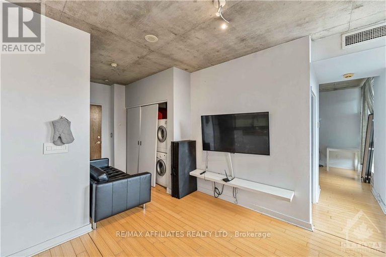 27324371/505-383-cumberland-street/lower-townbyward-market/ottawa/ontario/K1N1J7_13