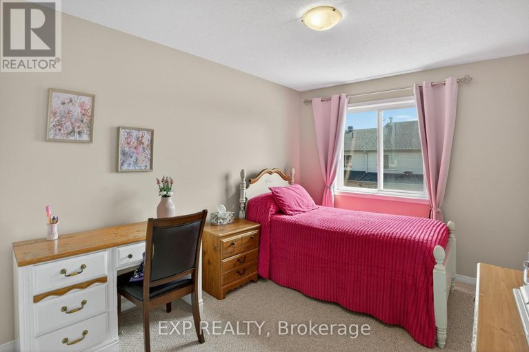 29648103/301-brigitta-street/emerald-meadowstrailwest/ottawa/ontario/K2S0H8_12