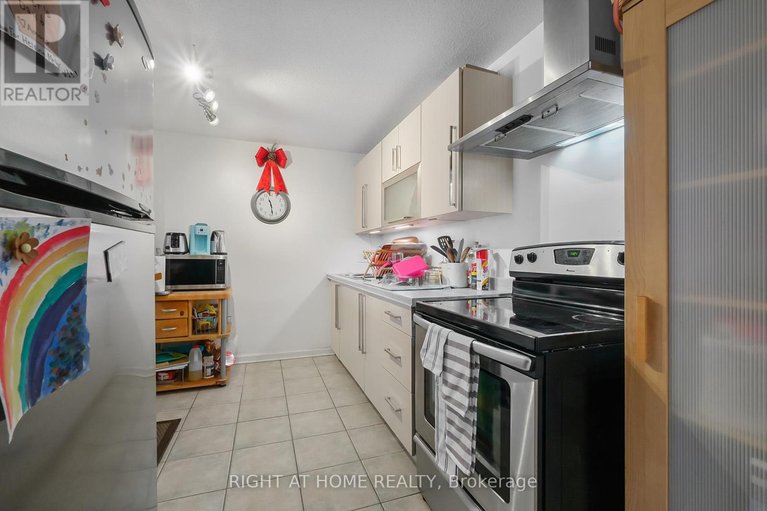 29540054/11-898-elmsmere-road/beacon-hill-south/ottawa/ontario/K1J7T6_7