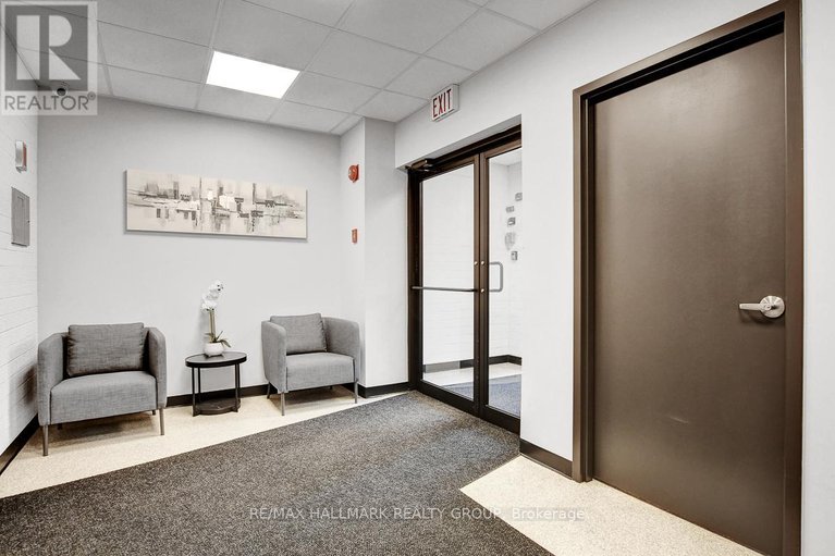 28859548/504-222-guigues-avenue/lower-townbyward-market/ottawa/ontario/K1N5J2_3