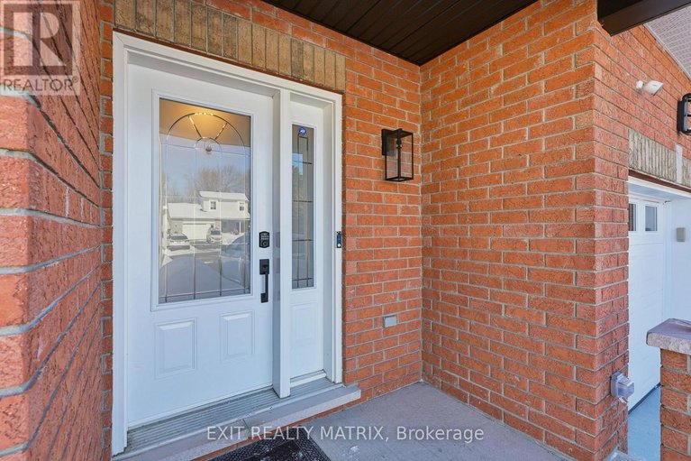 29514504/19-dignard-street/embrun/russell/ontario/K0A1W1_2