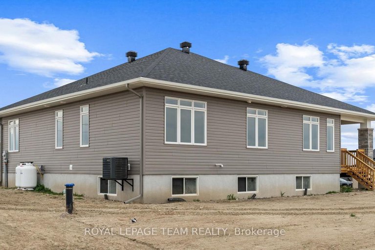 28494507/62-hogan-drive/mcnabbraeside-twps/mcnabbraeside/ontario/K7S0H8_37