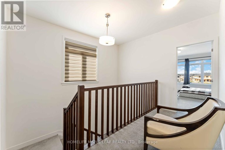 28816771/332-monticello-avenue/emerald-meadowstrailwest/ottawa/ontario/K2S2S5_12
