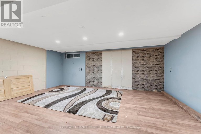 28744681/22-monterey-drive/leslie-park/ottawa/ontario/K2H7A6_24