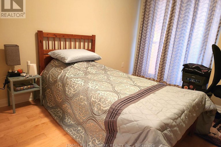 28093767/2607-195-besserer-street/sandy-hill/ottawa/ontario/K1N0B6_16