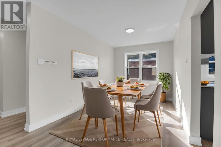 29470897/624-clarke-avenue/castle-heightsrideau-high/ottawa/ontario/K1K0Y7_10