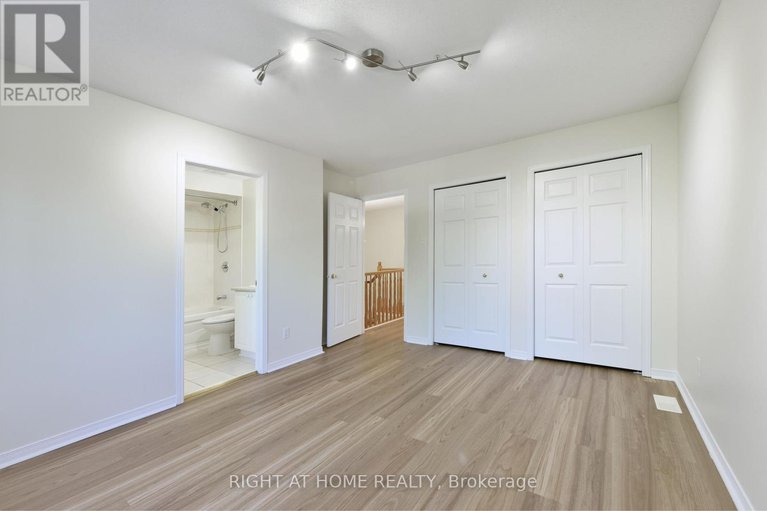 28391369/205-gray-crescent/beaverbrook/ottawa/ontario/K2K3L8_20