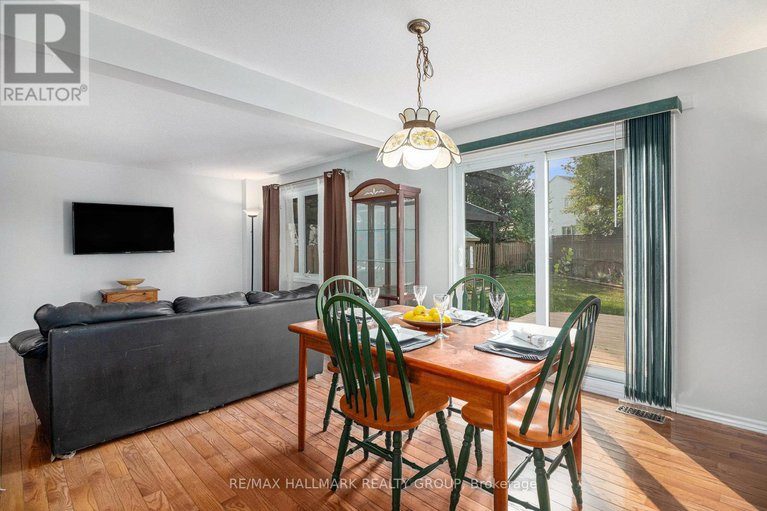 29407943/270-mceachern-crescent/bilberry-creekqueenswood-heights/ottawa/ontario/K1E3K5_13