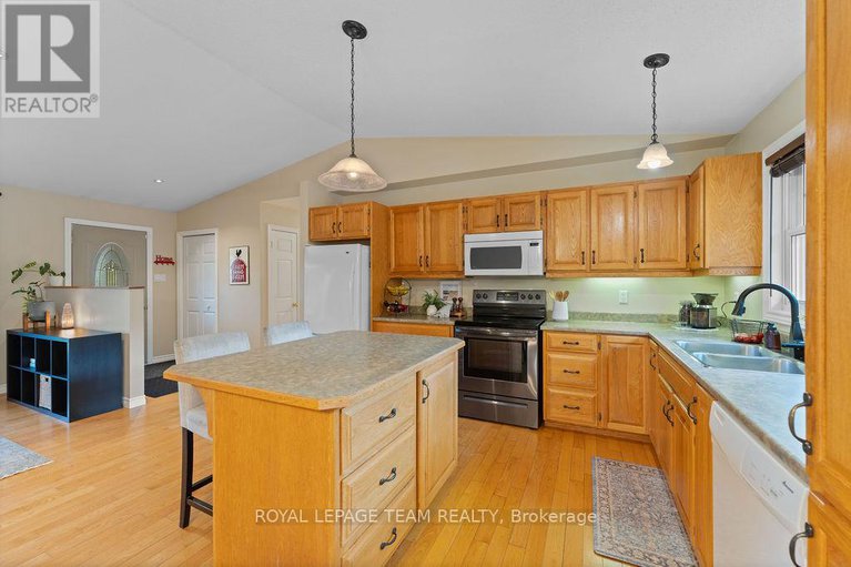 28819602/299-golf-club-road/mcnabbraeside-twps/mcnabbraeside/ontario/K0A1G0_18