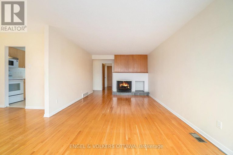 28290206/1805-applegrove-court/beacon-hill-south/ottawa/ontario/K1J6S4_11