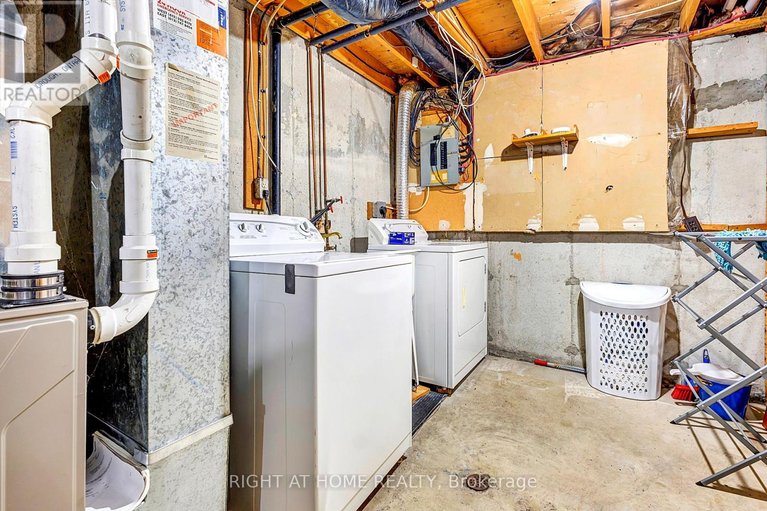 29566265/1324-belgate-way/cyrville/ottawa/ontario/K1J8P9_16