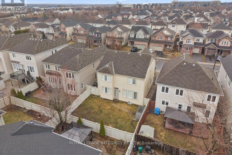 29609929/638-rosehill-avenue/stittsville-north/ottawa/ontario/K2S0K2_39