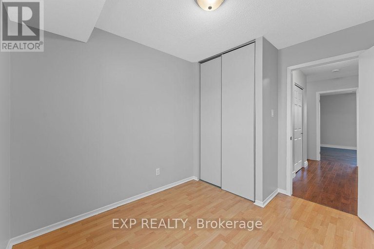 29119258/3-glencoe-street/arlington-woods/ottawa/ontario/K2H8S5_23