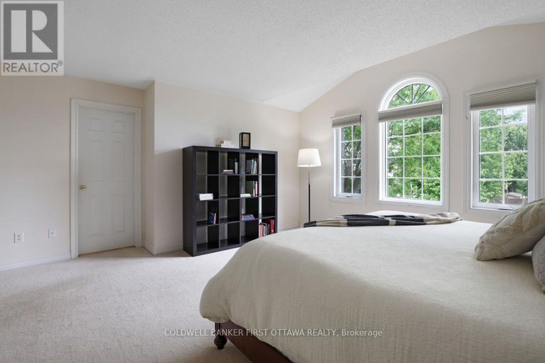 28505247/69-friendly-crescent/stittsville-south/ottawa/ontario/K2S2B6_21