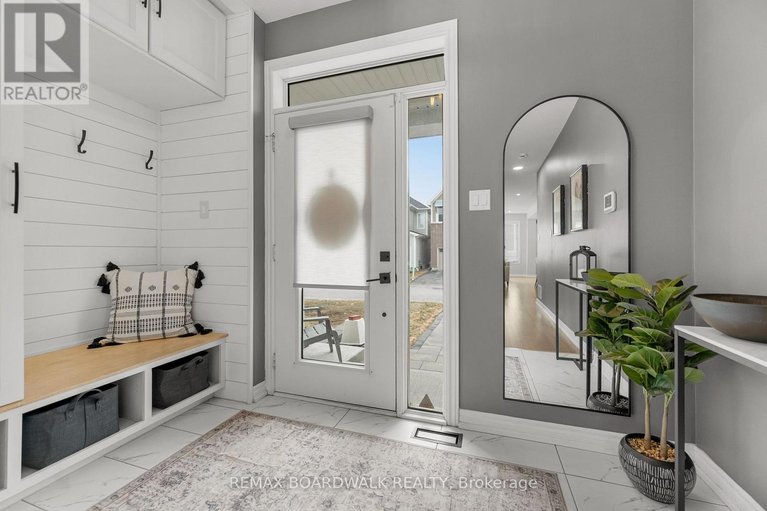 29594832/179-equitation-circle/goulbourn-twp-from-franktown-rdsouth-to-rideau/ottawa/ontario/K2V0H2_2