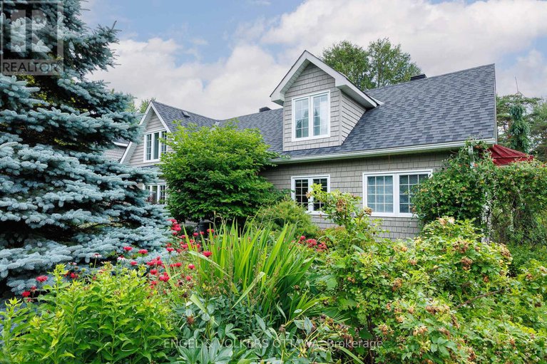 28738761/233-strathburn-street/almonte/mississippi-mills/ontario/K0A1A0_40