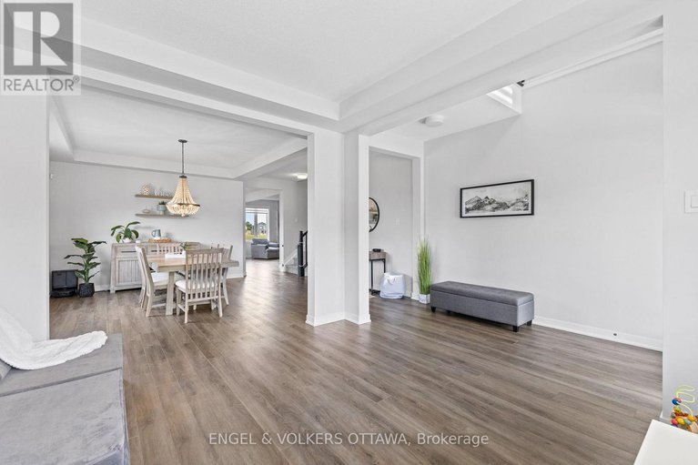 29018606/119-green-ash-avenue/goulbourn-twp-from-franktown-rdsouth-to-rideau/ottawa/ontario/K0A2Z0_7