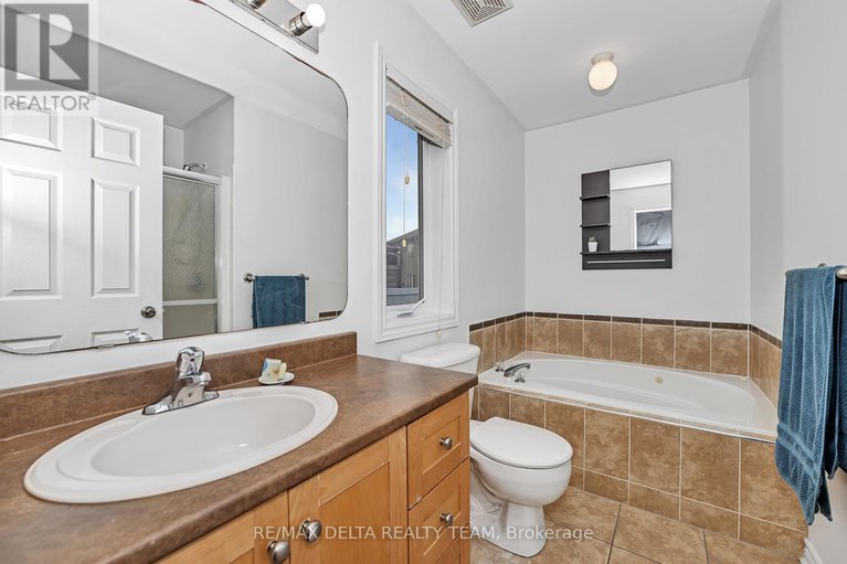 28595130/400-centenaire-street/embrun/russell/ontario/K0A1W0_22