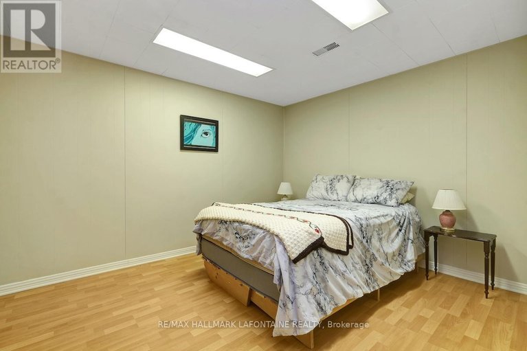 29444353/2443-ogilvie-road/beacon-hill-north/ottawa/ontario/K1J7N3_29