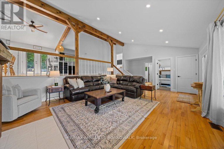 28610975/9-skebo-lane/horton-twp/horton/ontario/K7V3Z8_12