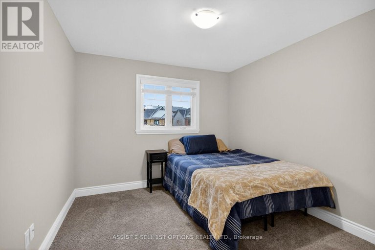 29201678/355-twilight-avenue/village-of-russell/russell/ontario/K4R0E3_21