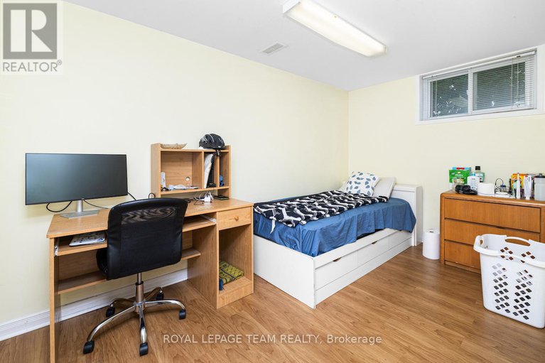 29339480/467-469-braydon-avenue/riverview-park/ottawa/ontario/K1G0W7_36