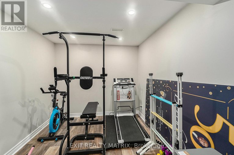 29624388/350-sweetclover-way/avalon-west/ottawa/ontario/K4A1E6_34