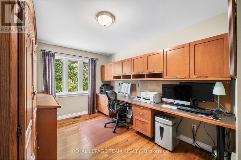 28906367/1601-apeldoorn-avenue/carleton-heights/ottawa/ontario/K2C1V4_26