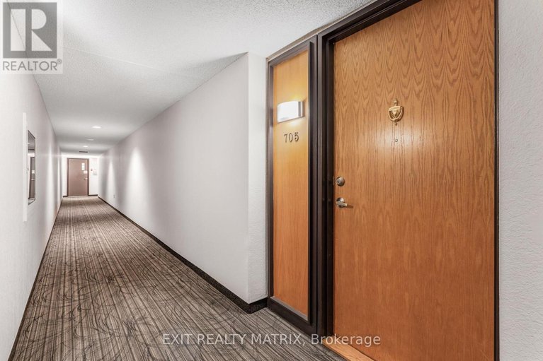 28647824/705-2759-carousel-crescent/emerald-woodssawmill-creek/ottawa/ontario/K1T2N5_3