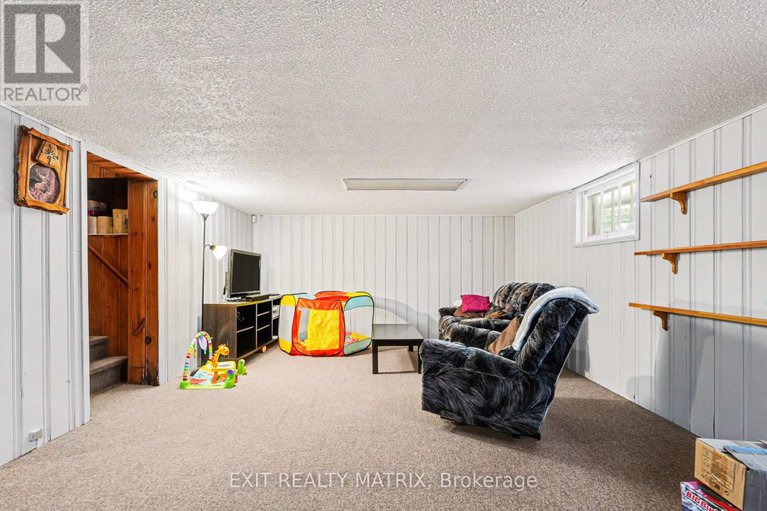 29433670/528-keatley-road/kinburn/ottawa/ontario/K7S3G7_19