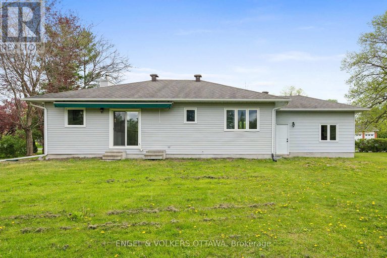28332418/1375-trebla-way/greely/ottawa/ontario/K4P1E4_37
