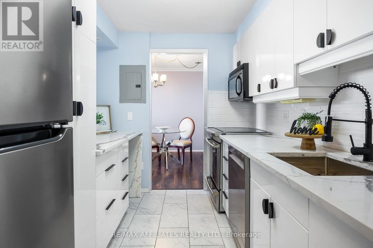 28566887/1025-richmond-rd-2305-road/woodroffe/ottawa/ontario/K2B8G8_9
