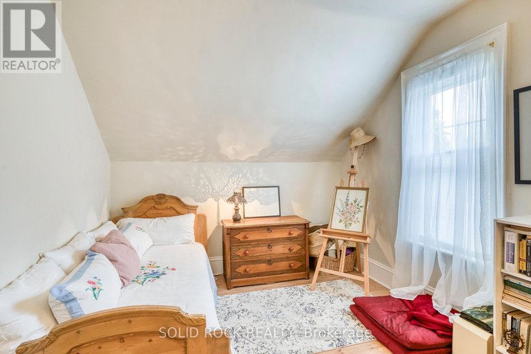 28568795/33a-and-33b-napoleon-street/carleton-place/carleton-place/ontario/K7C2X4_24