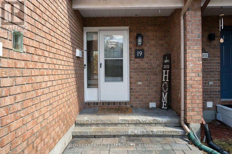 28144477/19-armadale-crescent/cedargrovefraserdale/ottawa/ontario/K2J4A4_2