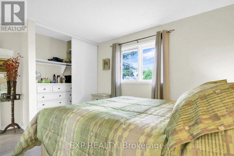 28766879/6454-waterbury-lane/north-gower/ottawa/ontario/K0A2T0_17