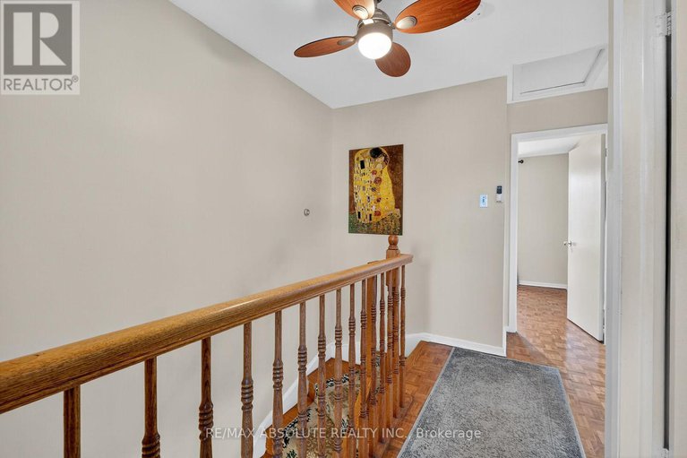 28956955/2628-baseline-road/leslie-park/ottawa/ontario/K2H7B4_23
