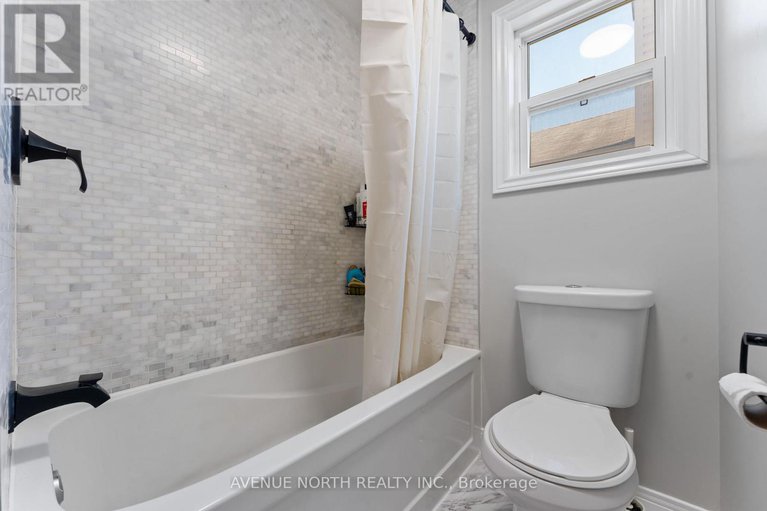 28875469/33-sarrazin-way/cedargrovefraserdale/ottawa/ontario/K2J4A5_20