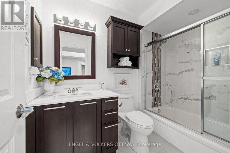 29626257/19-kimmins-court/beaverbrook/ottawa/ontario/K2K2M4_30