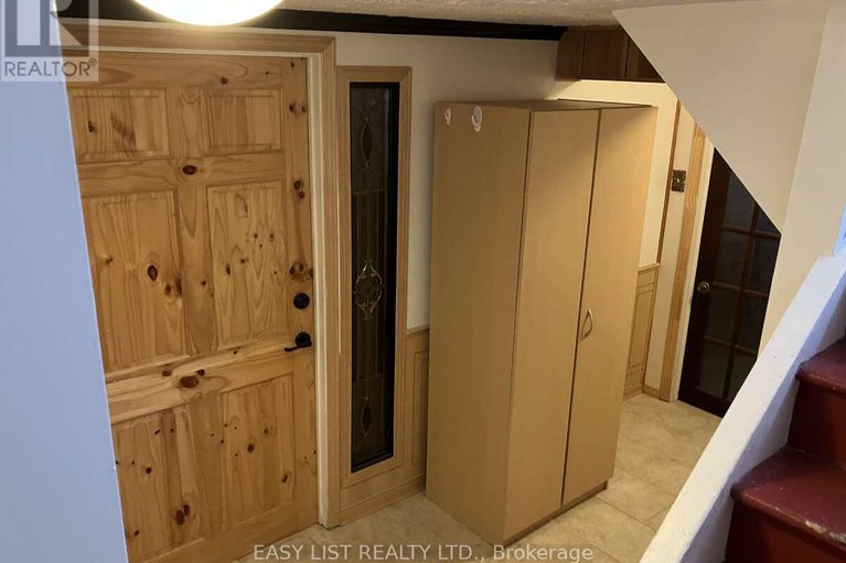 27540685/271-mcarthur-avenue/vanier/ottawa/ontario/K1L6P3_46