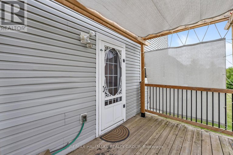28370702/3-cheyenne-trail/augusta-twp/augusta/ontario/K6V5T2_38