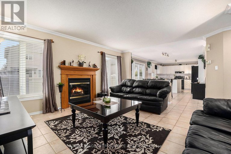 28918942/619-chardonnay-drive/avalon-east/ottawa/ontario/K4A4K7_10